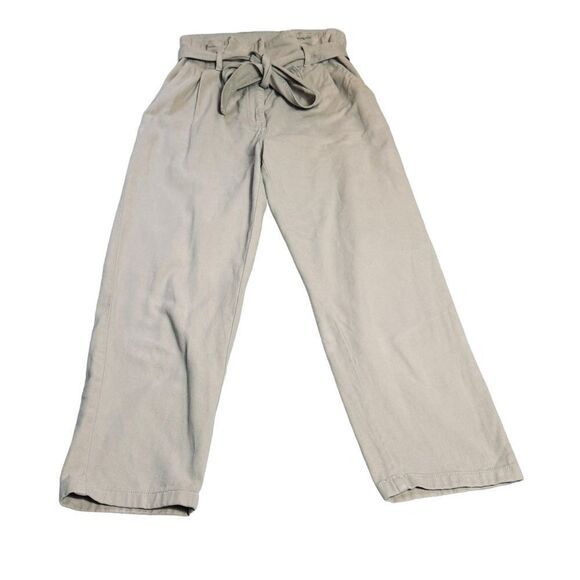 H&M Pants - H&M. High-waisted Twill Paper-bag Khaki Pants. Size 6.